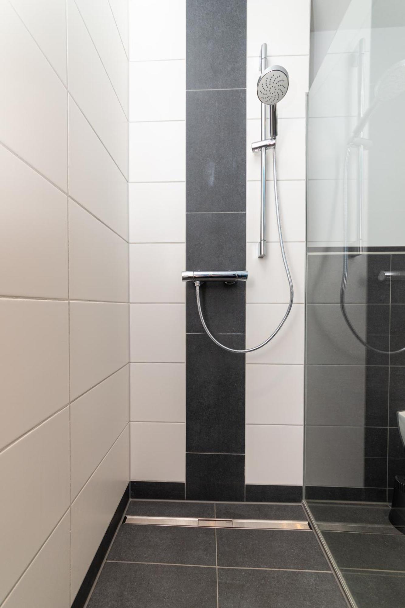 פורצהיים Aparthotel Avangard Living Fitness & Spa מראה חיצוני תמונה